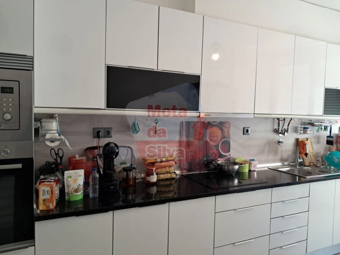 Apartamento T2 para Venda em Laranjeiro e Feijó Foto 4