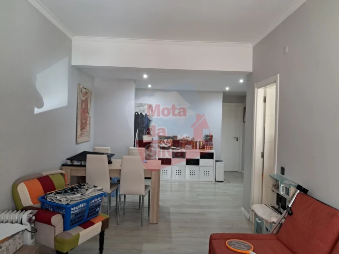 Apartamento T2 para Venda em Laranjeiro e Feijó Foto 5