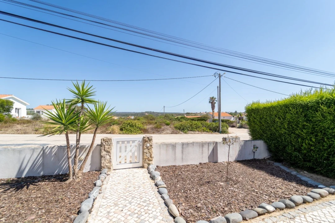 Apartamento T3 para Venda em Aljezur Foto 12