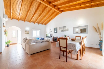 Apartamento T3 para Venda em Aljezur