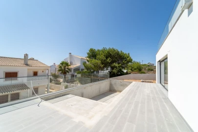 Moradia T4 para Venda em Aljezur