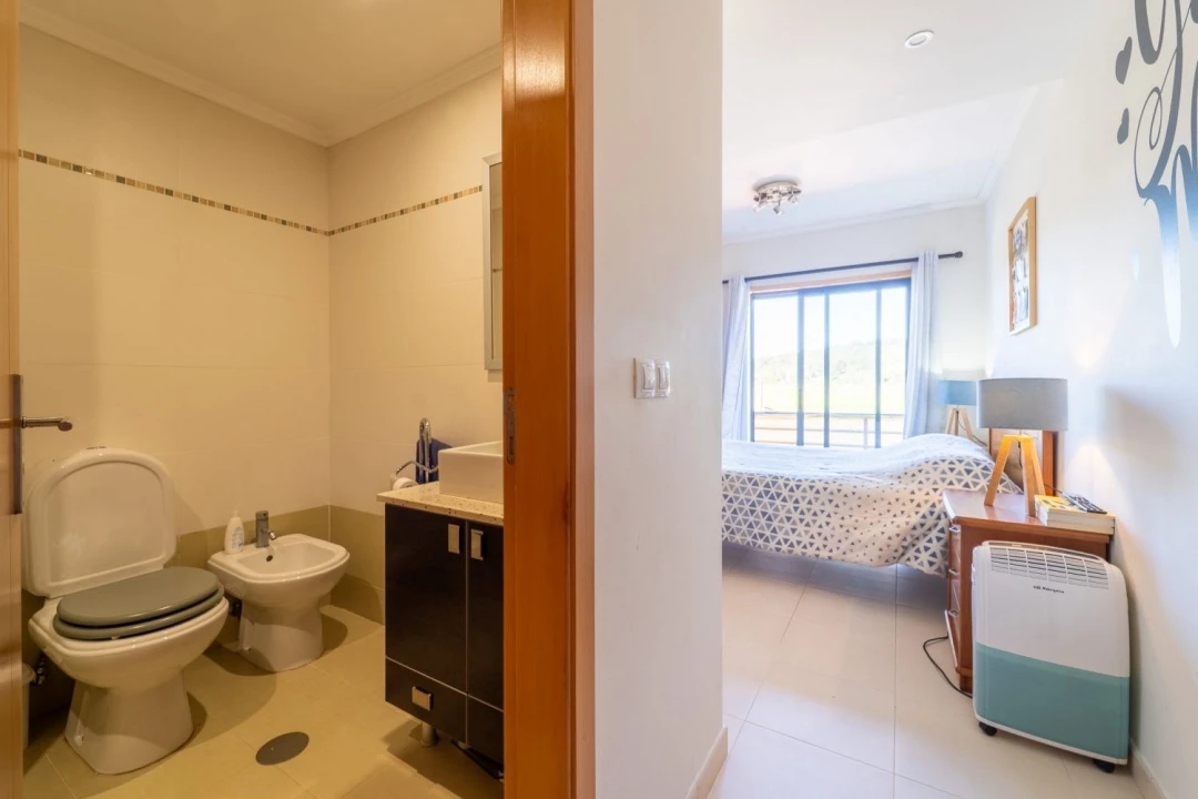 Apartamento T4 para Venda em Aljezur Foto 7
