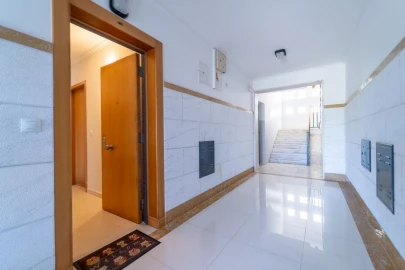Apartamento T4 para Venda em Aljezur