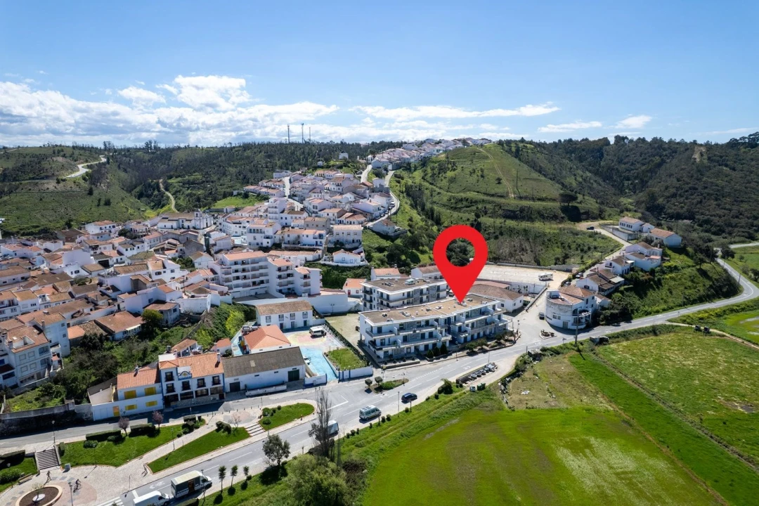 Apartamento T4 para Venda em Aljezur Foto 2