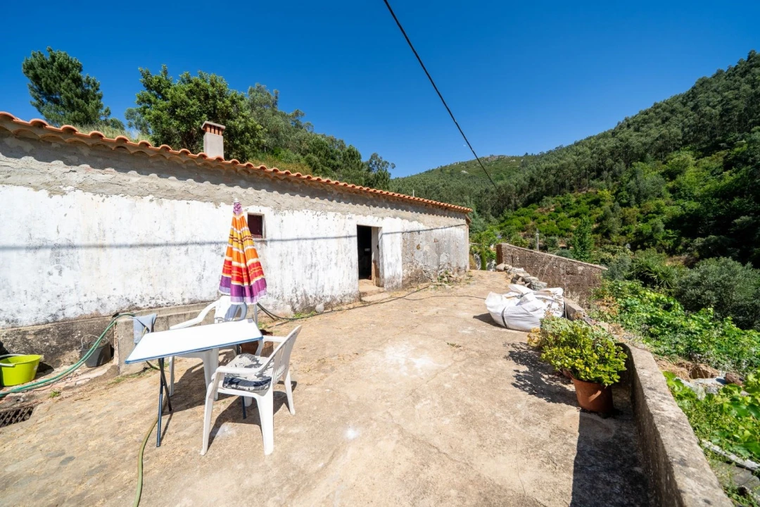 Moradia para Venda em Alferce Foto 4