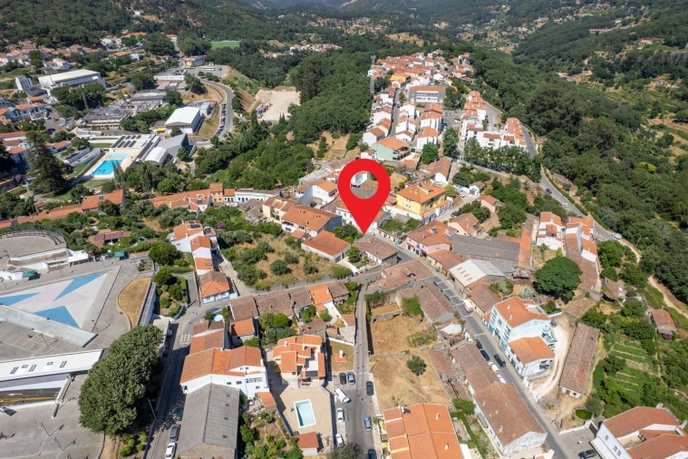 Moradia T6 para Venda em Alferce Foto 8