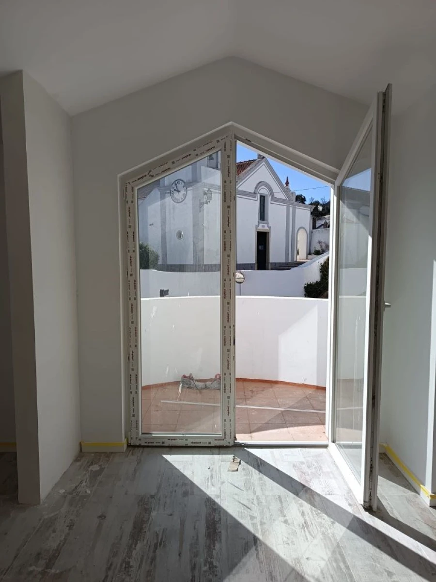 Moradia T2 para Venda em Aljezur Foto 8