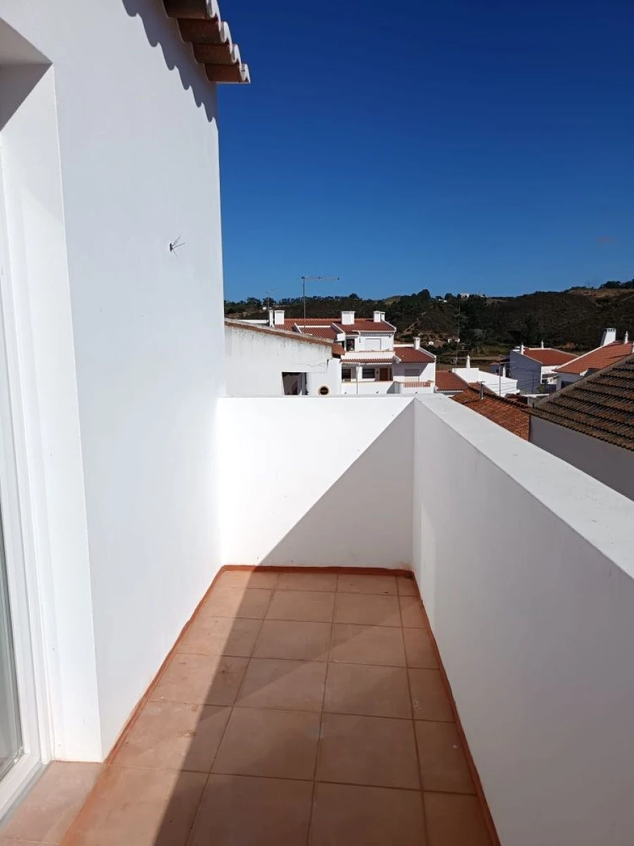 Moradia T2 para Venda em Aljezur Foto 6