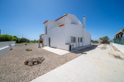 Moradia T5 para Venda em Aljezur