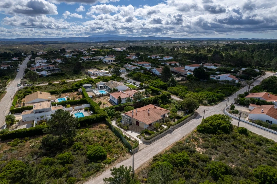Moradia T3 para Venda em Aljezur Foto 11