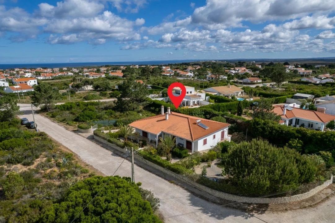 Moradia T3 para Venda em Aljezur Foto 8