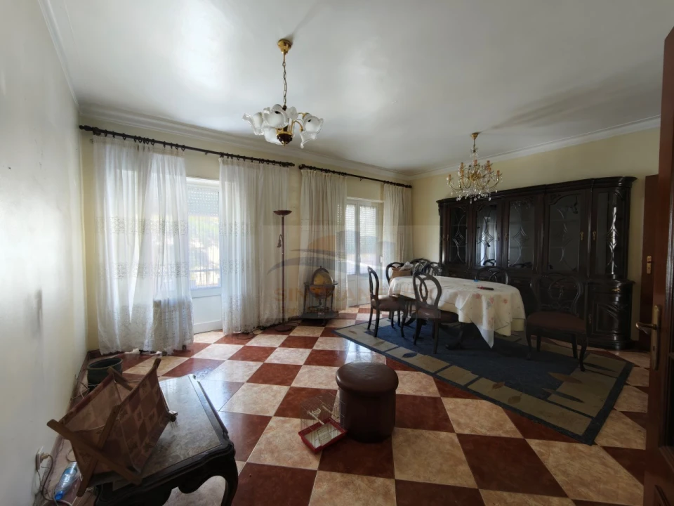 Apartamento T2 para Venda em Venteira Foto 3