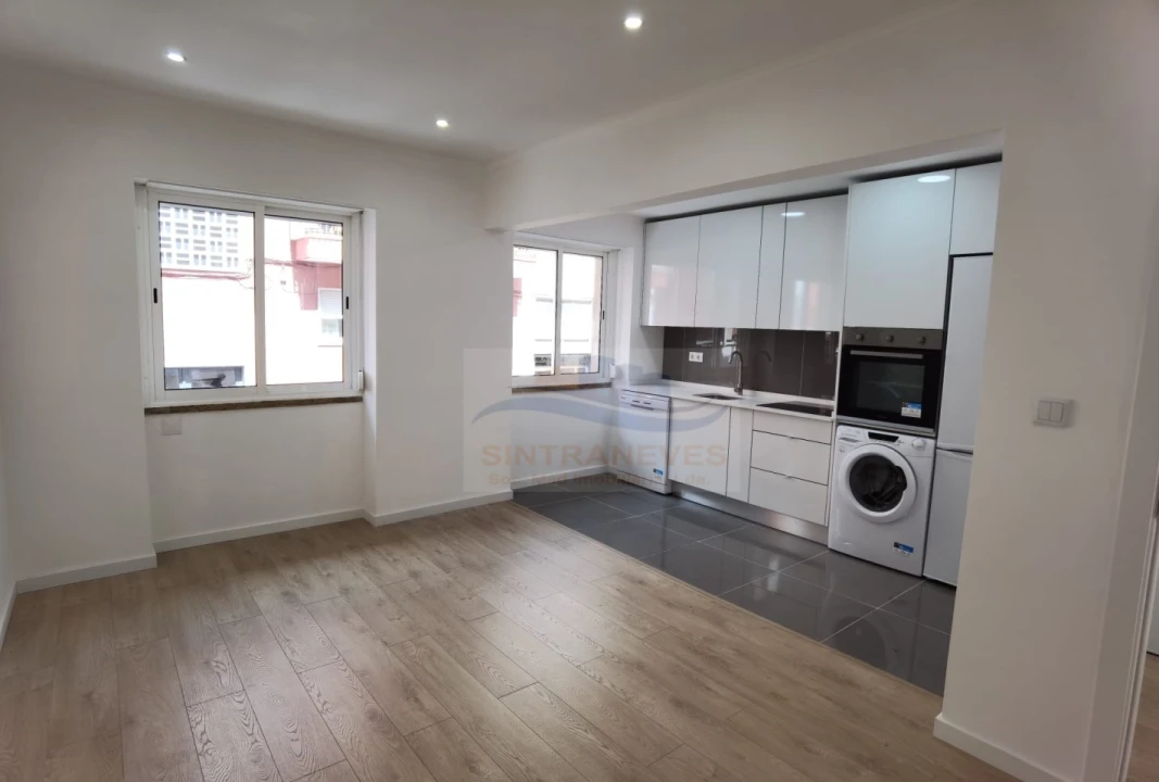 Apartamento T3 para Venda em Venteira Foto 1