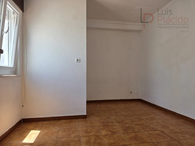 Moradia T5 para Venda em Sines Foto 44