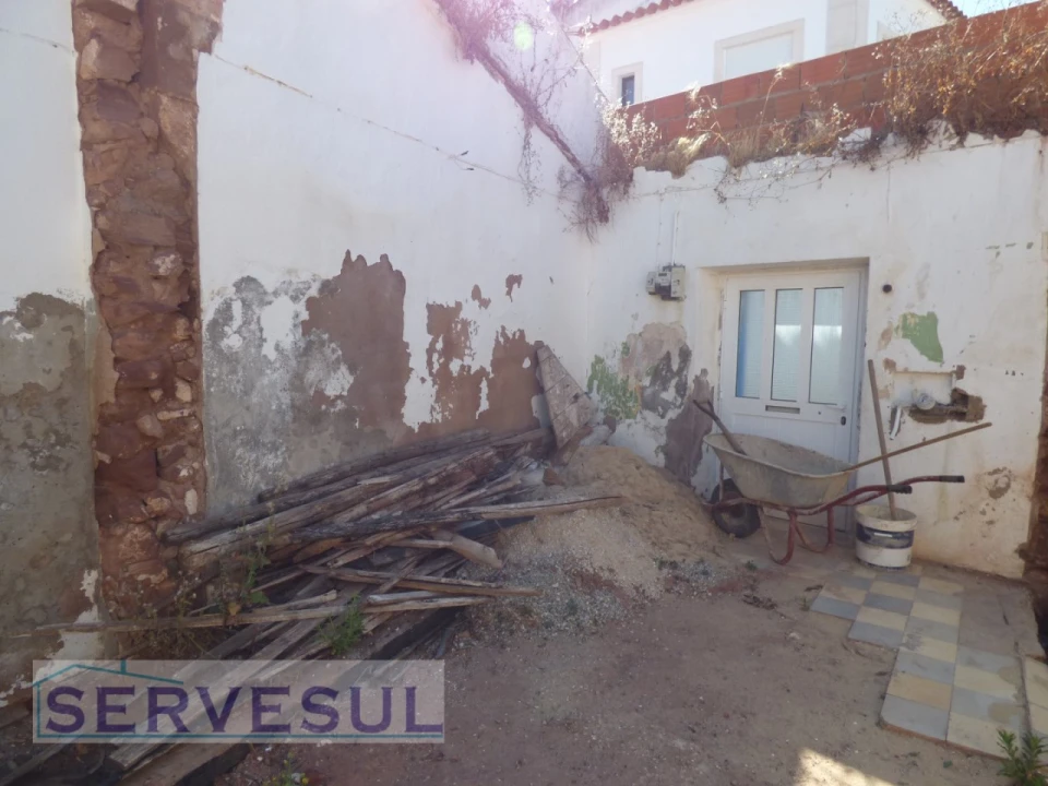 Moradia T1 para Venda em Silves Foto 5