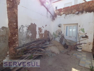Moradia T1 para Venda em Silves