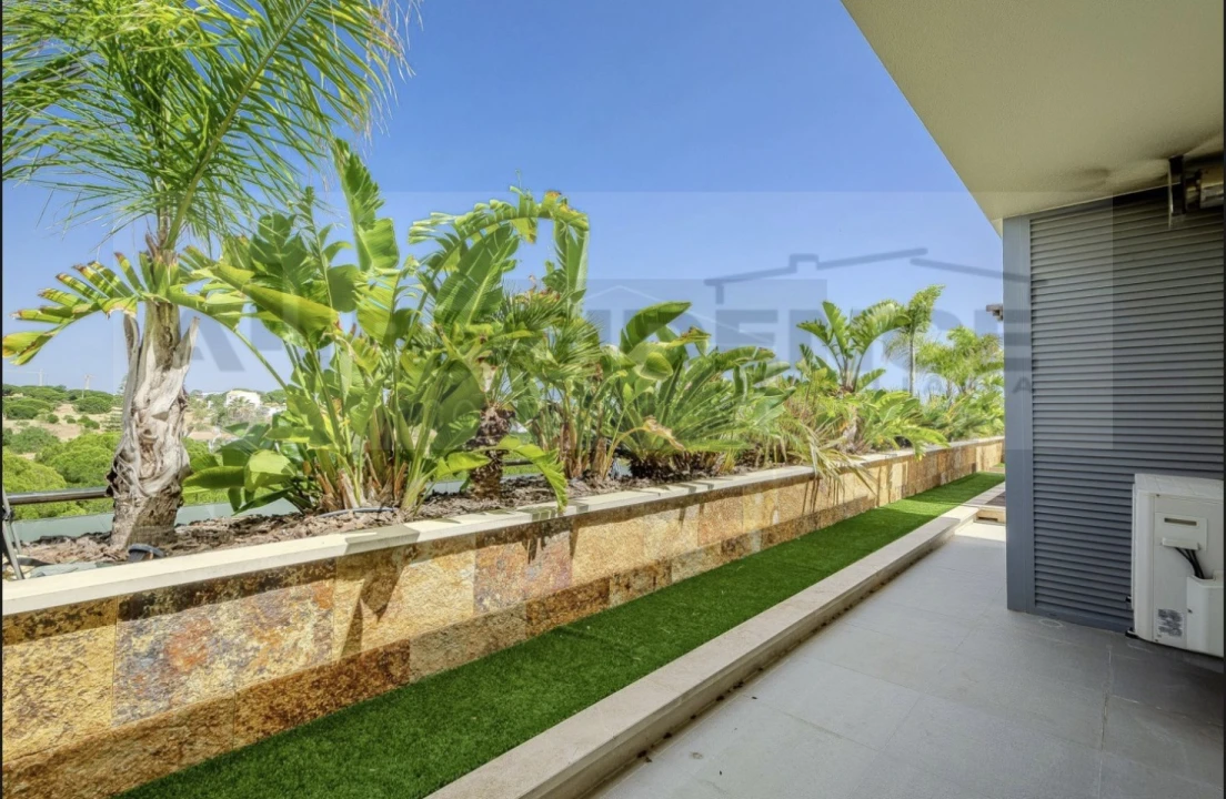 Apartamento T3 para Venda em Albufeira e Olhos de Água Foto 9