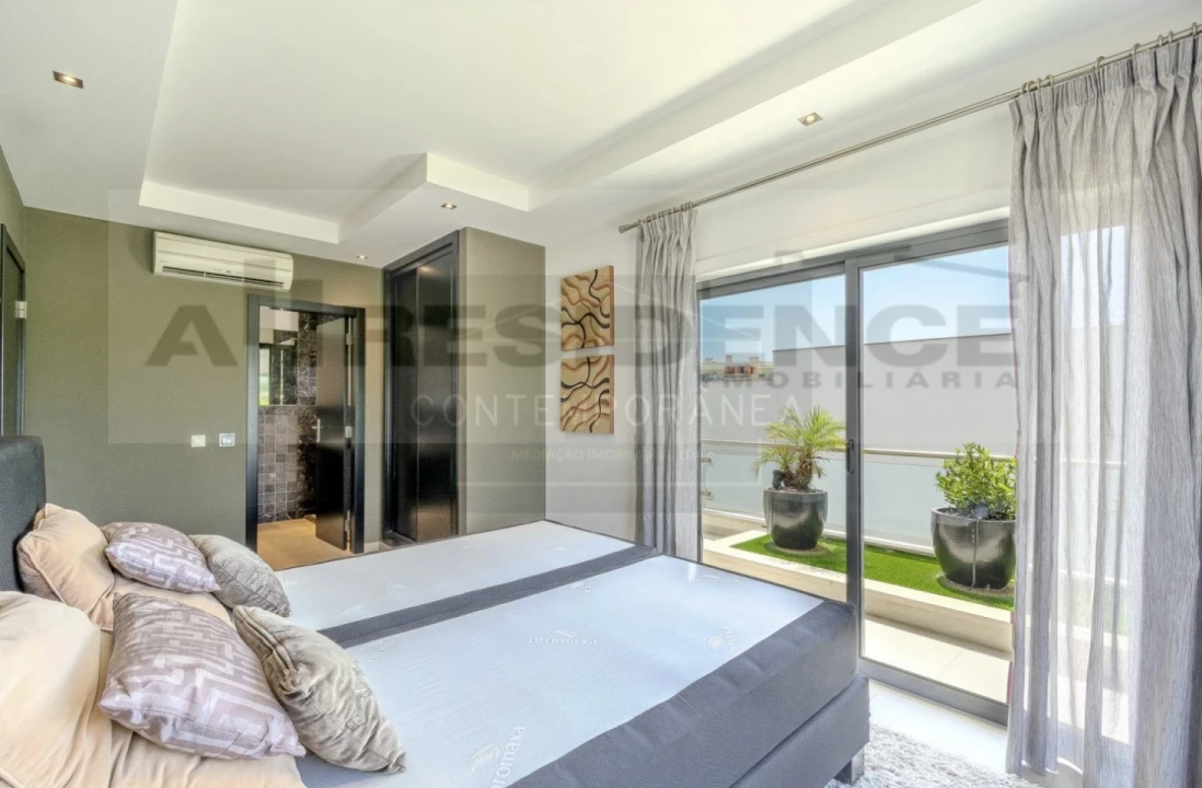 Apartamento T3 para Venda em Albufeira e Olhos de Água Foto 32