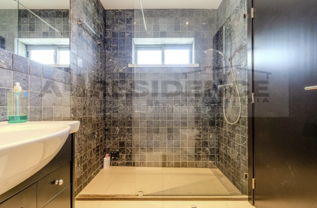 Apartamento T3 para Venda em Albufeira e Olhos de Água Foto 34