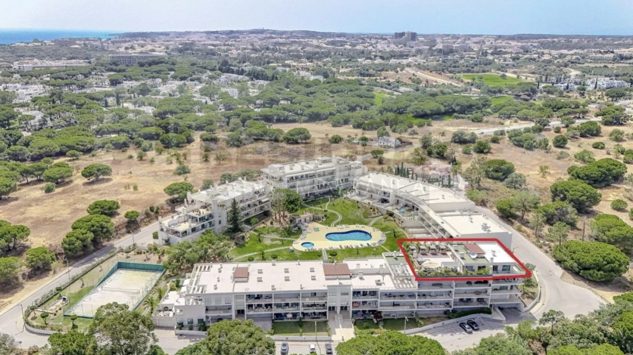 Apartamento T3 para Venda em Albufeira e Olhos de Água Foto 55