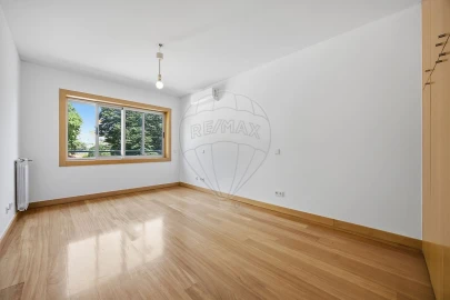 Apartamento T3 para Arrendamento em Lordelo do Ouro e Massarelos
