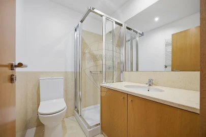 Apartamento T3 para Arrendamento em Lordelo do Ouro e Massarelos