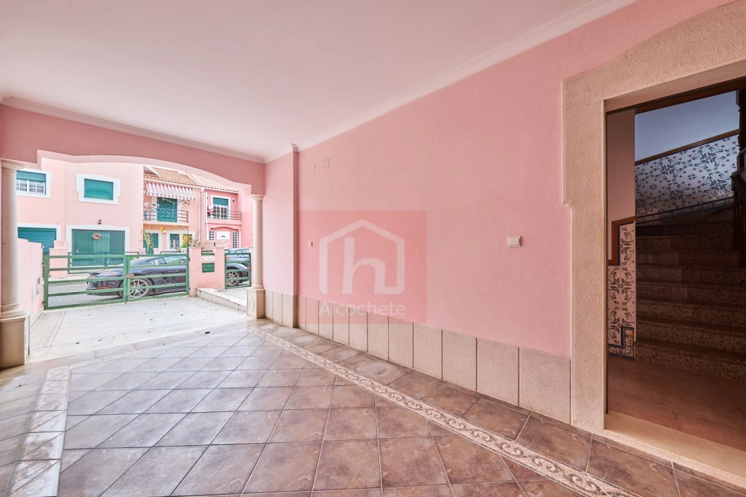 Moradia T2 para Venda em Atalaia e Alto Estanqueiro-Jardia Foto 2