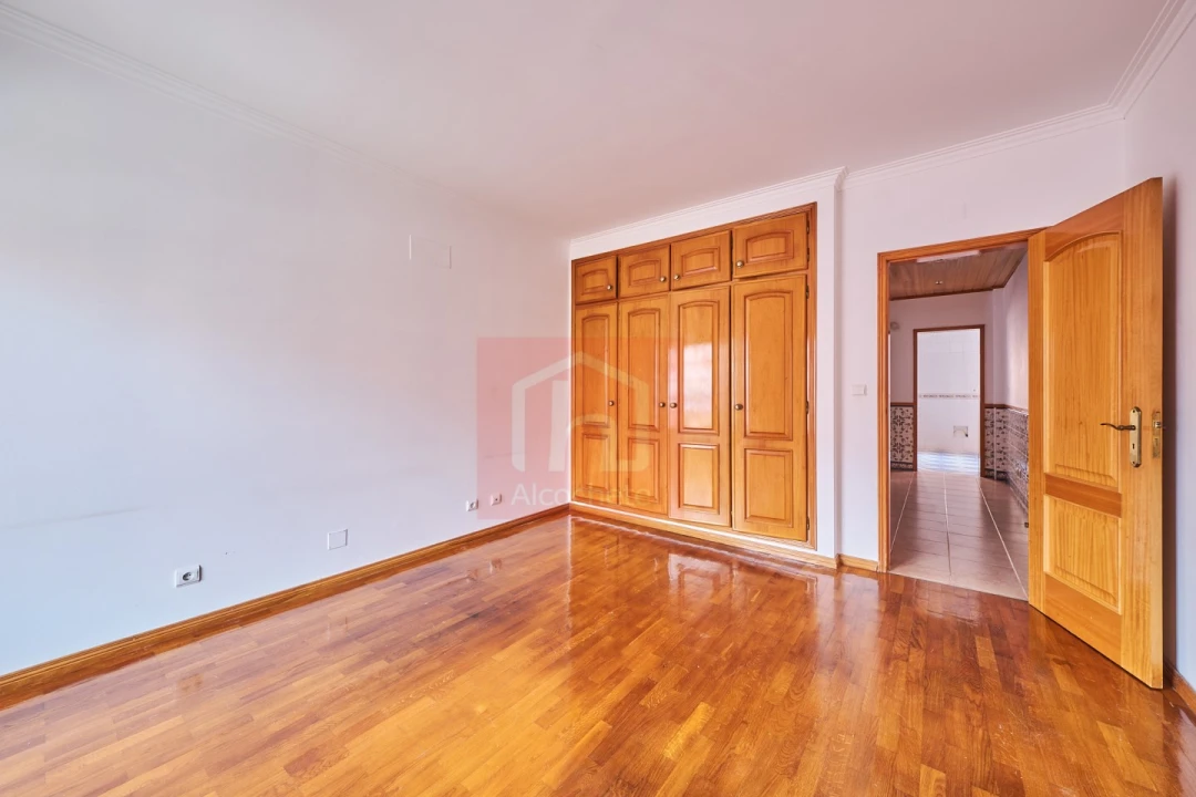 Moradia T2 para Venda em Atalaia e Alto Estanqueiro-Jardia Foto 7