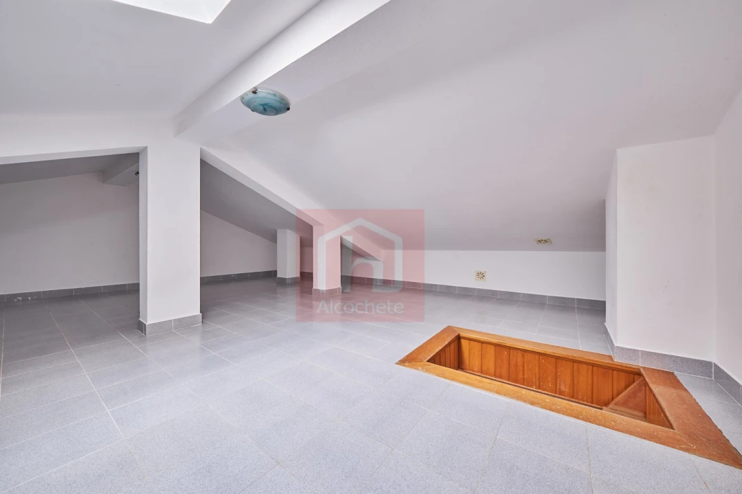 Moradia T2 para Venda em Atalaia e Alto Estanqueiro-Jardia Foto 31