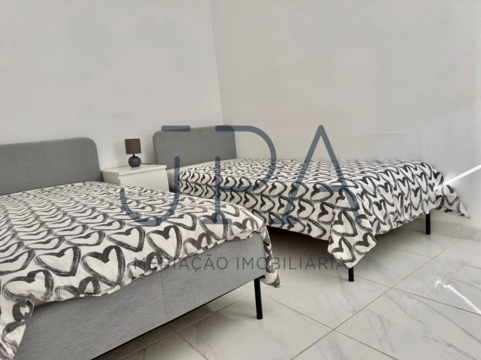 Moradia T1 para Venda em Monte Gordo Foto 4