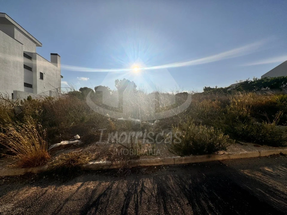 Terreno para Venda em Santa Iria de Azoia, São João da Talha e Bobadela Foto 1