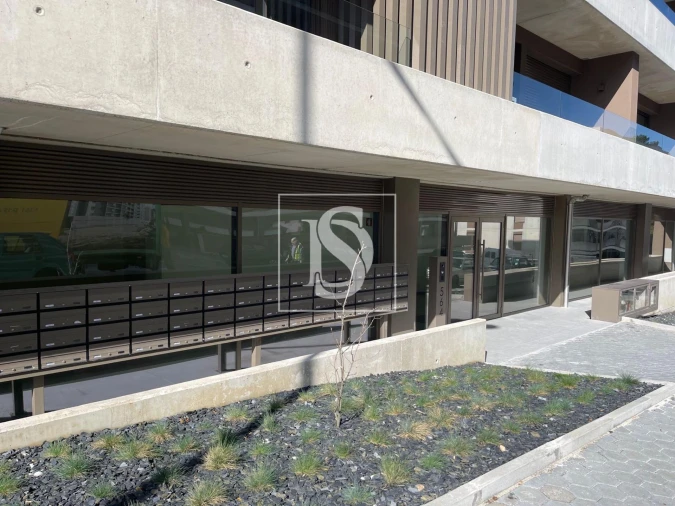 Apartamento T2 para Venda em Oliveira do Douro Foto 16