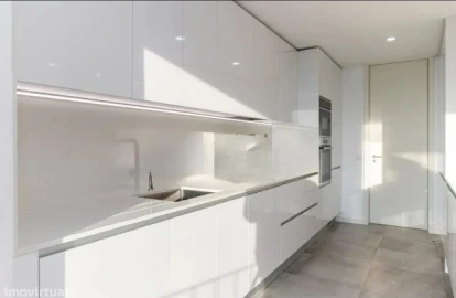 Apartamento T3 para Venda em Mafamude e Vilar do Paraíso