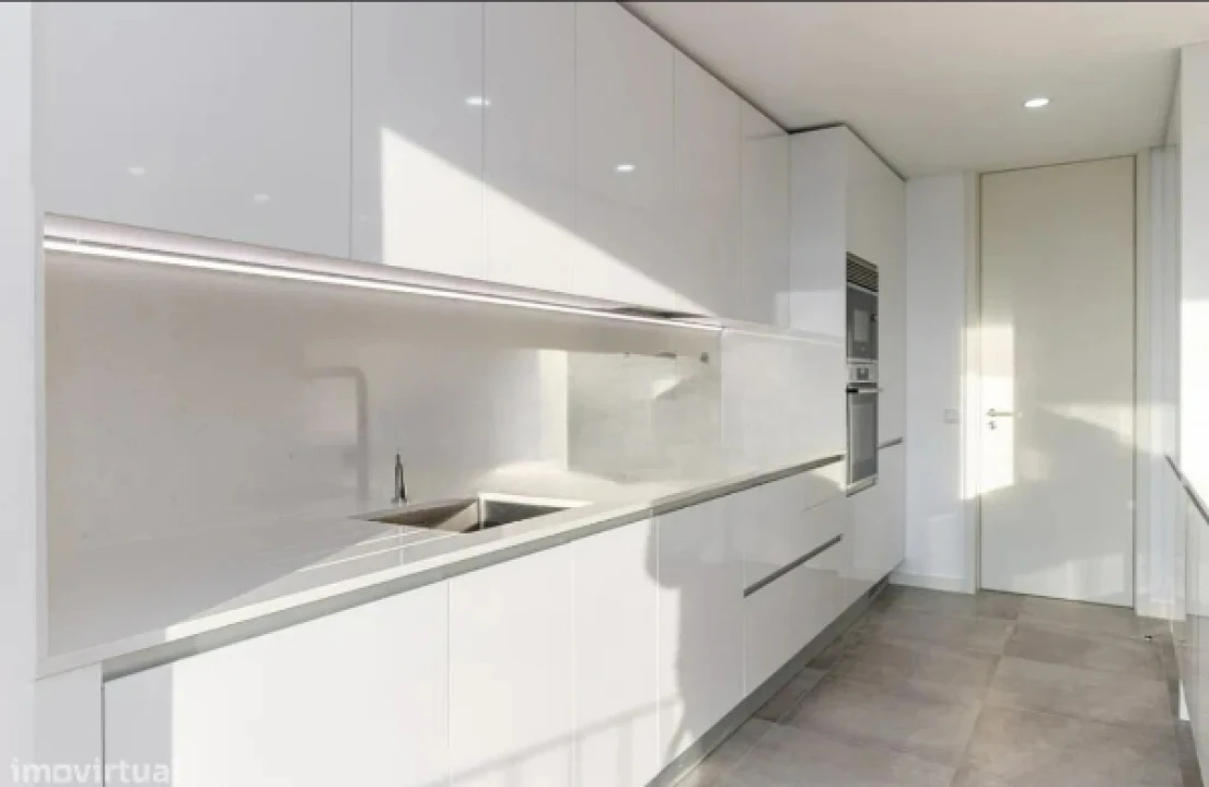 Apartamento T3 para Venda em Mafamude e Vilar do Paraíso Foto 11
