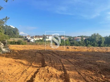 Terreno para Venda em Santa Maria da Feira, Travanca, Sanfins e Espargo