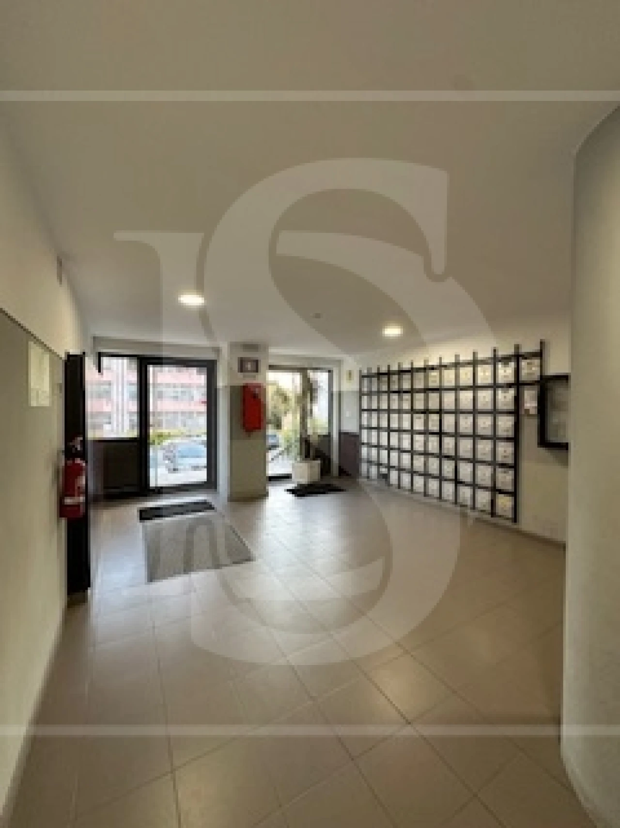 Apartamento T2 para Venda em Mafamude e Vilar do Paraíso Foto 140