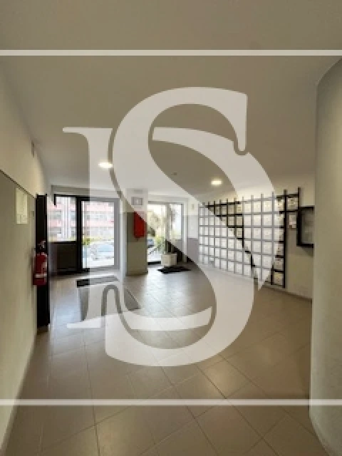 Apartamento T2 para Venda em Mafamude e Vilar do Paraíso