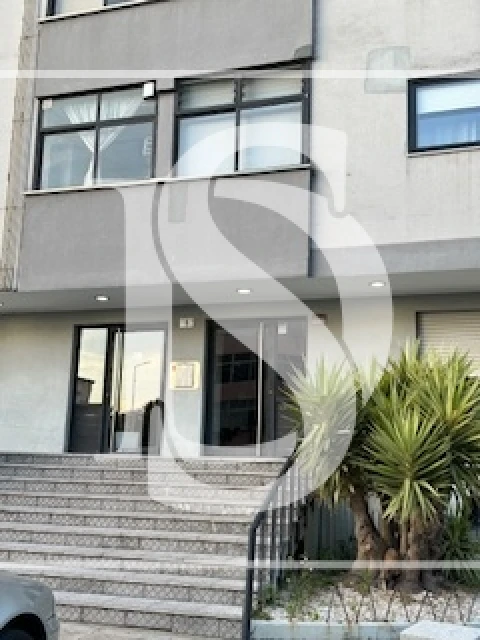 Apartamento T2 para Venda em Mafamude e Vilar do Paraíso