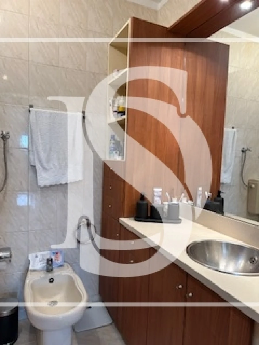 Apartamento T2 para Venda em Mafamude e Vilar do Paraíso Foto 32