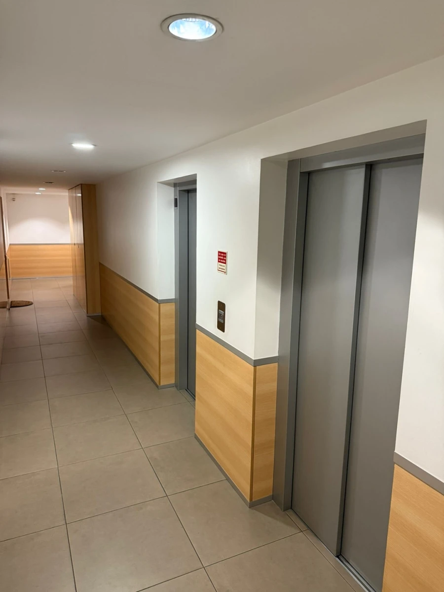 Apartamento T2 para Venda em Mafamude e Vilar do Paraíso Foto 4