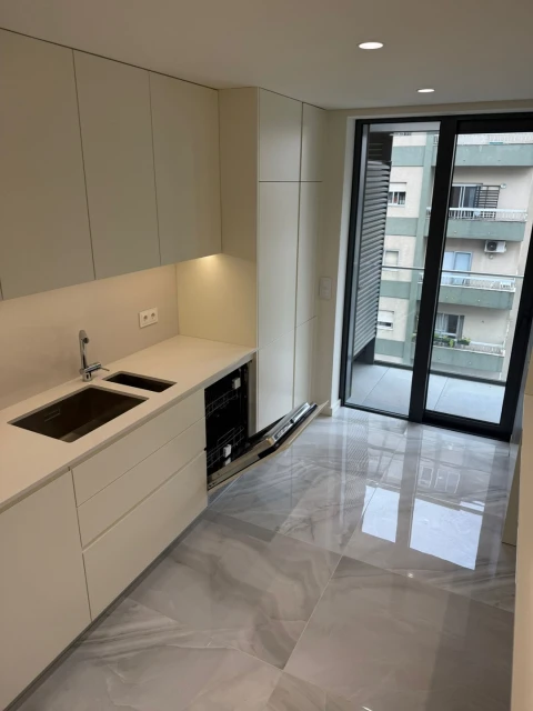 Apartamento T3 para Venda em Mafamude e Vilar do Paraíso