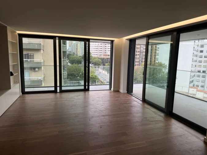 Apartamento T3 para Venda em Mafamude e Vilar do Paraíso Foto 25