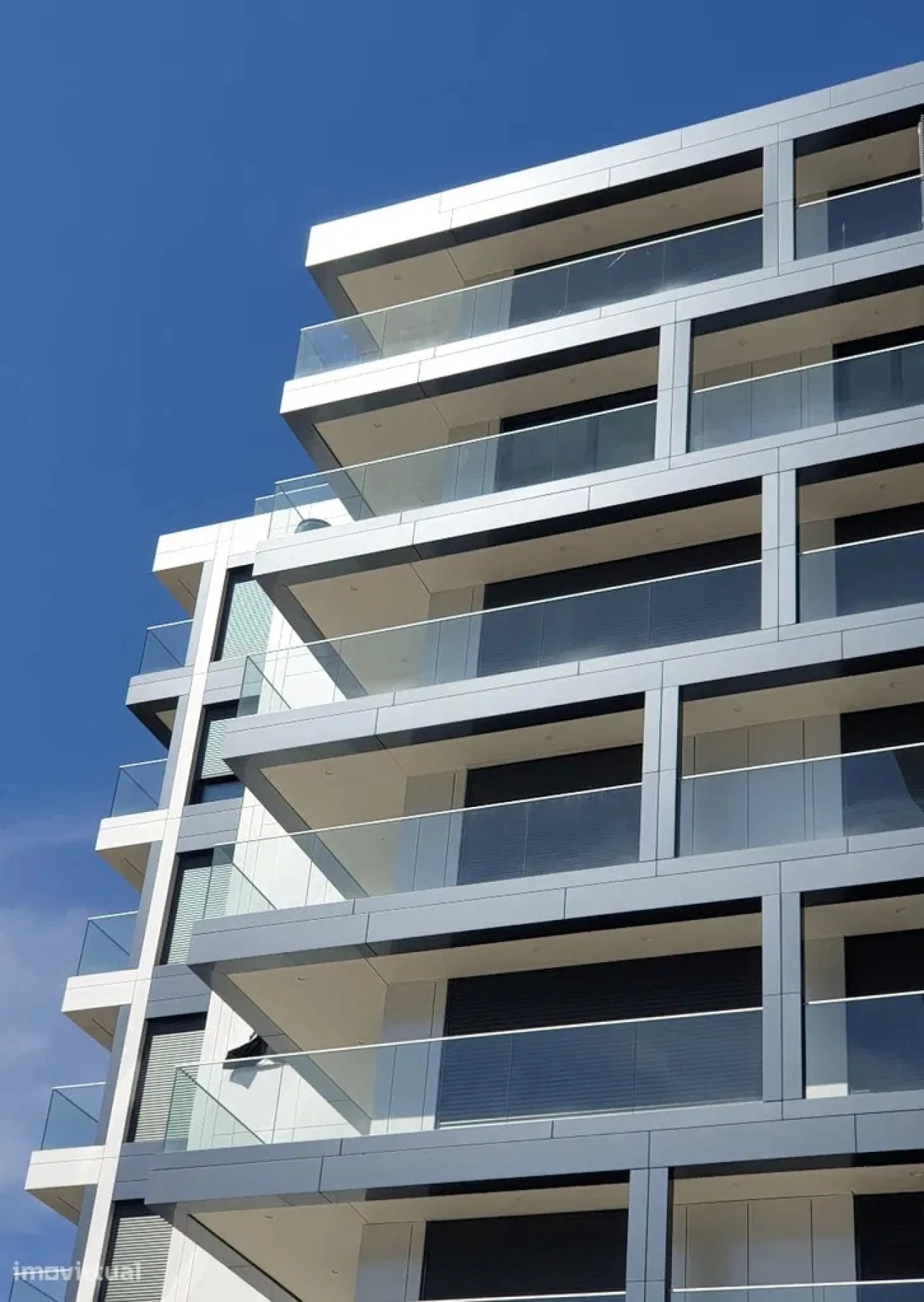 Apartamento T3 para Venda em Mafamude e Vilar do Paraíso Foto 40