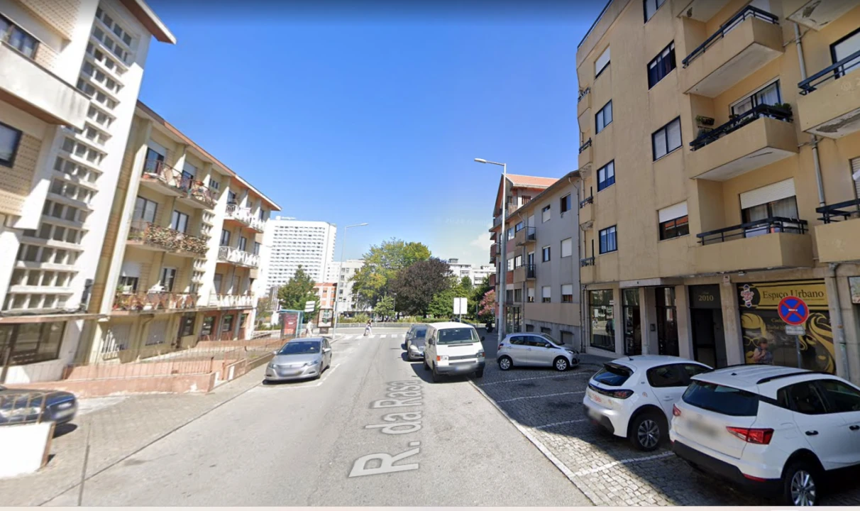 Loja para Venda em Mafamude e Vilar do Paraíso Foto 2