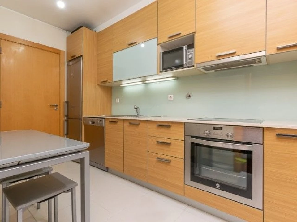 Apartamento T2 para Venda em Mafamude e Vilar do Paraíso Foto 6