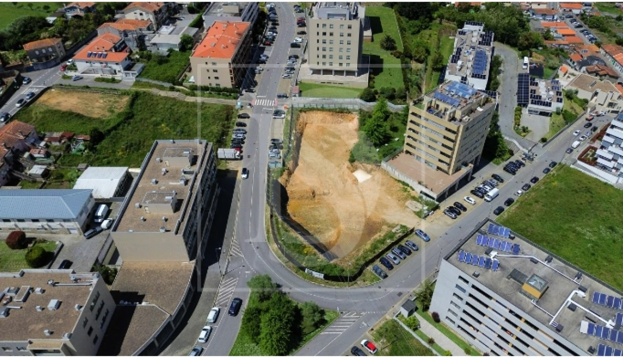 Apartamento T2 para Venda em Oliveira do Douro Foto 22