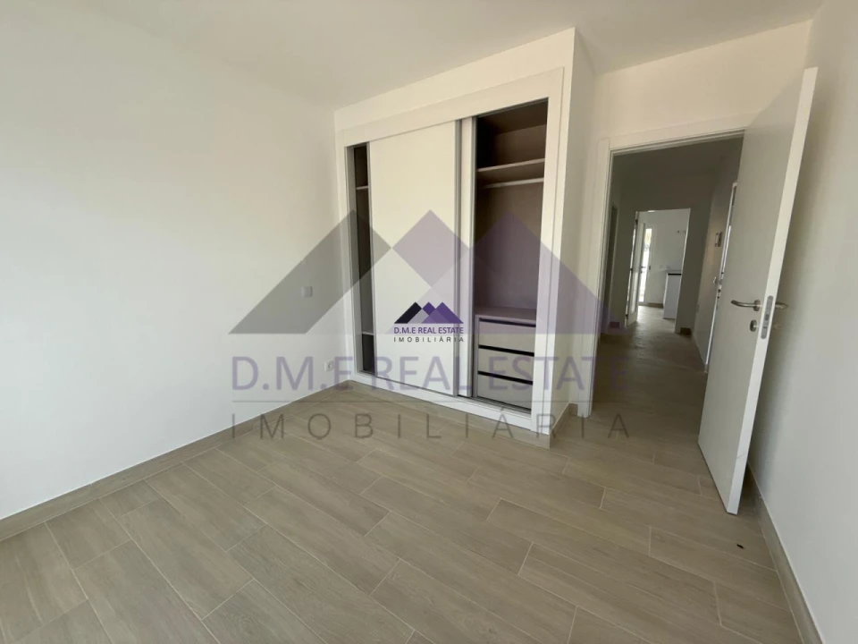 Apartamento T2 para Venda em Vila Nova de Cacela Foto 4