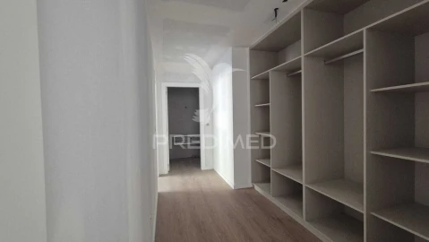 Apartamento T3 para Venda em Azias