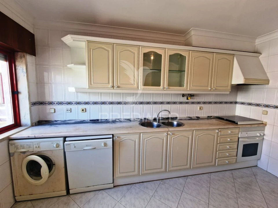 Apartamento T2 para Venda em Algueirão-Mem Martins Foto 6