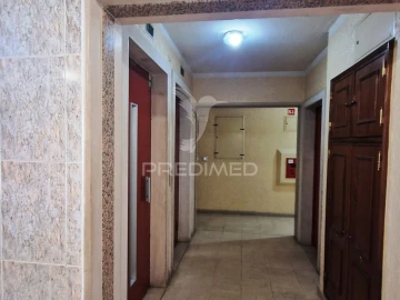Apartamento T2 para Venda em Algueirão-Mem Martins